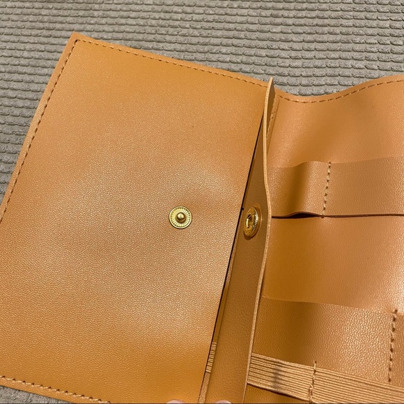 Tech Roll Organizer - Picture 6 of 8